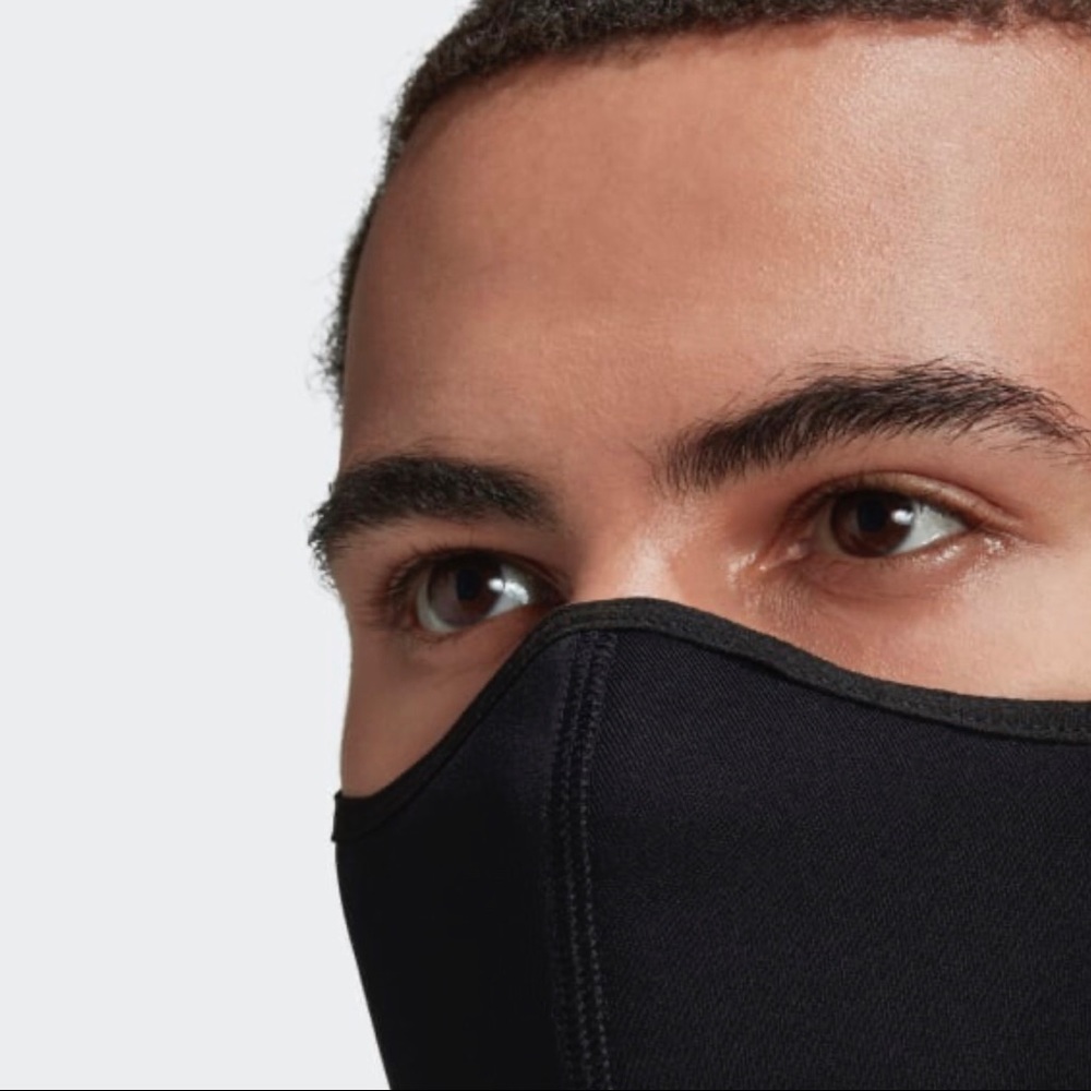 NWT Adidas Mask / Face Cover - Picture 6 of 7
